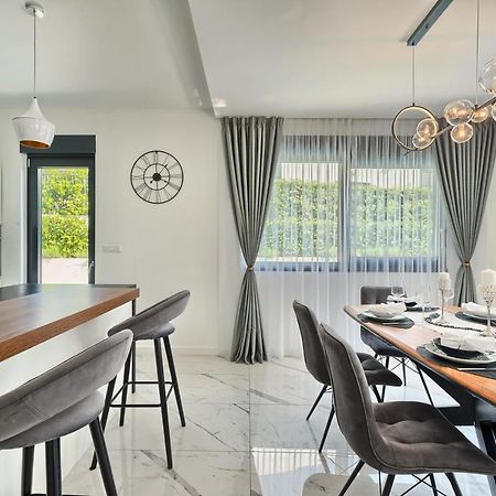 Villa Celestial Near Split Подстрана Екстериор снимка